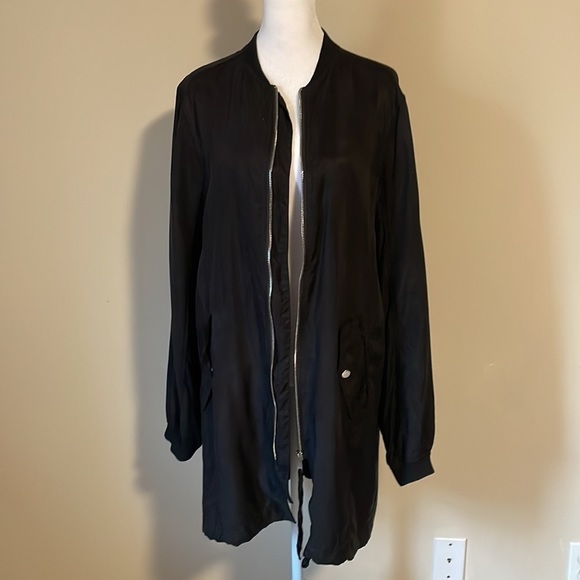 Fate long lined black bomber jacket / duster with pockets, front zipper Sz Med - Picture 2 of 10